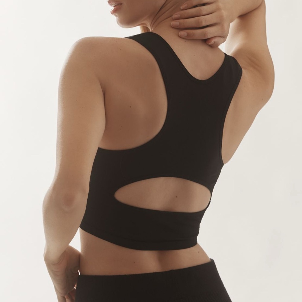 NWT Anthropologie Black Cutout Sports Tank